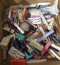 Makeup box