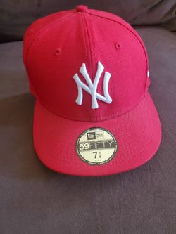 Yankees Fitted Cap