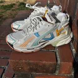 Balenciaga Track Runner