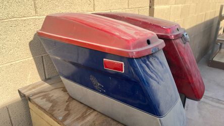 Tour packs from the 80s Hardy Davidson Fits Rd., King and electro glide