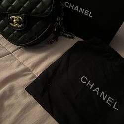 Chanel Timeless/Classique leather crossbody bag