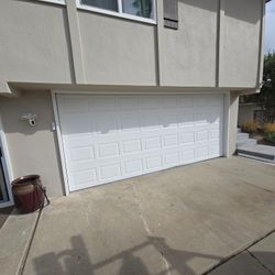 Garage Door 15'10x7'