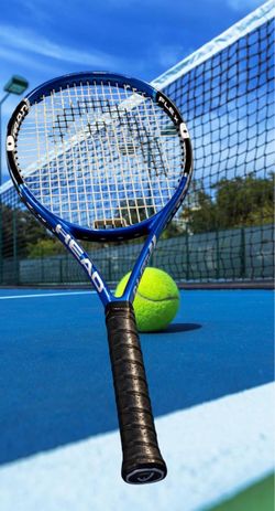 Tennis racquet HEAD