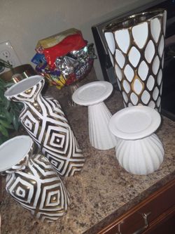 Vases and candle pillars