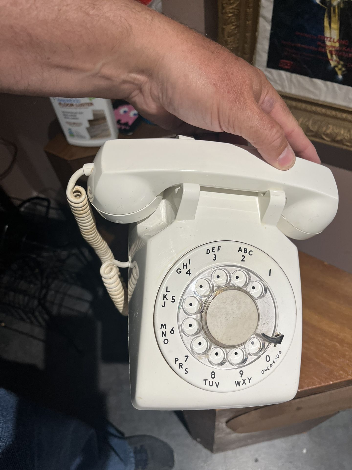 Vintage White Rotary Desktop Phone