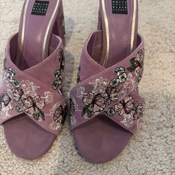 White House Black Market Floral Heeled Mules – Size 8