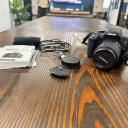 📸 Canon Rebel T6 DSLR Camera Bundle – Excellent Condition!