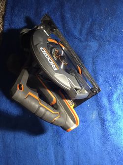 Ridgid 7 1/4” Cordless Circular Saw!! With blade.. only 45 mañana 💥💥👍🏽👍🏽⌛️