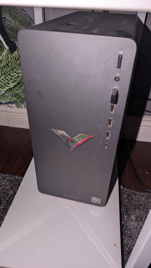 HP Victus PC (Updated) And Acer Monitor