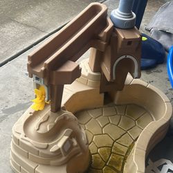 Step Two Water Pump Toy 