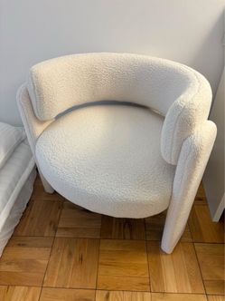 White Accent Chair pickup today