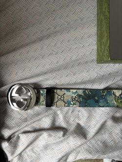 Gucci belt