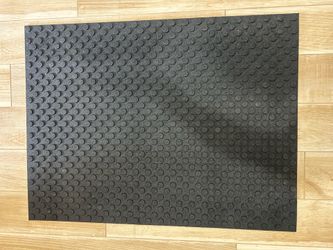 Mohawk All Purpose Rubber Mat 36” x 48” Great Condition