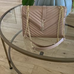 Crossbody / beige purse / handbag