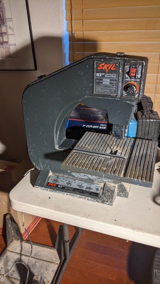 SKIL 10" motorized bandsaw model 3104