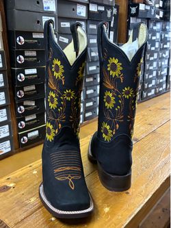 Women Boots