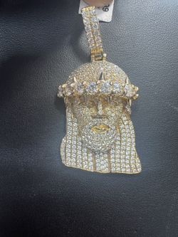 14KT YG 4.78CTW JESUS PENDANT 