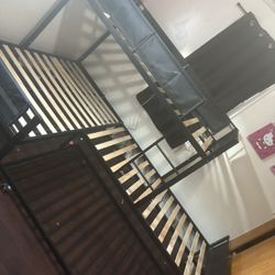 Bunk Bed 