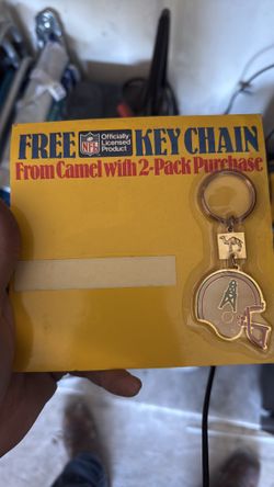 Key chain Houston Oilers camel cigarettes vintage