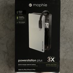 Mophie Powerstation Plus Silver-iphone Lightning