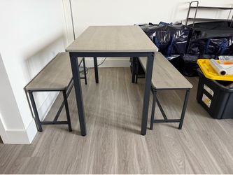 Table set with benches