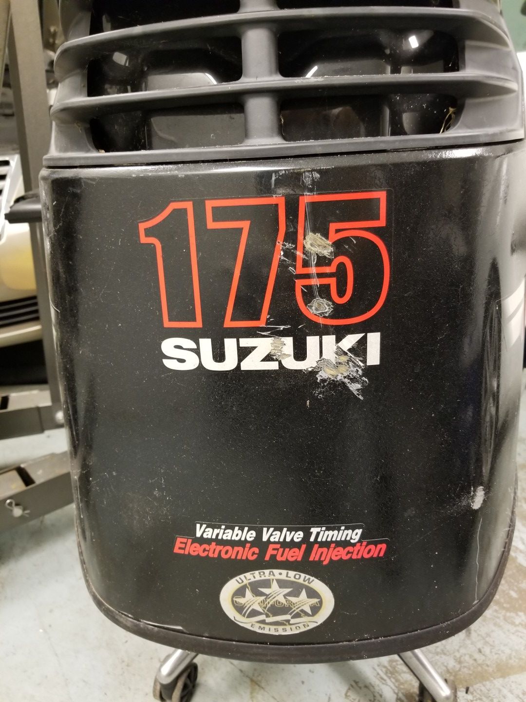 Suzuki 175hp boat motor