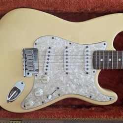 Fender Stratocaster 1996 American Standard Electric Guitar