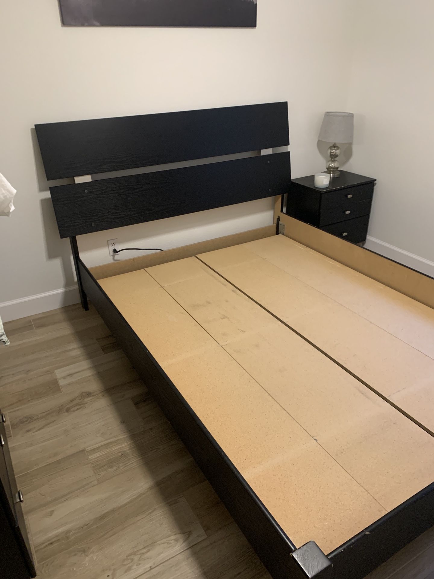 Bedroom Furniture Set