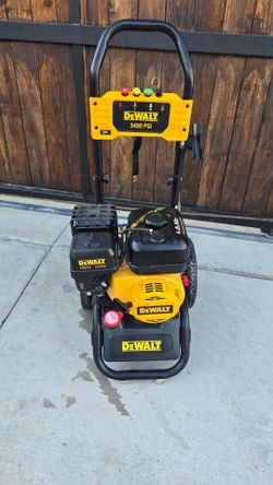 Dewalt 3400psi Gas Pressure Washer