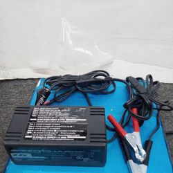 Schumacher speed charger maintainer 6V / 12V