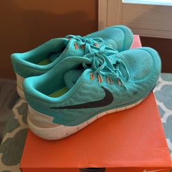 Nike Women 10