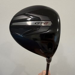 Titleist GT2 Driver Right Hand With Headcover 