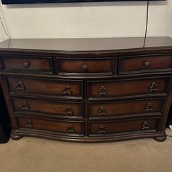 Set Of Night Stand / Dressers
