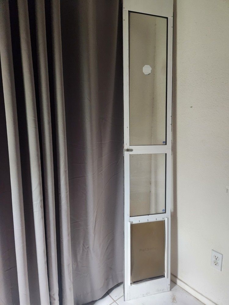 Doggie Door for Sale in Las Vegas, NV OfferUp