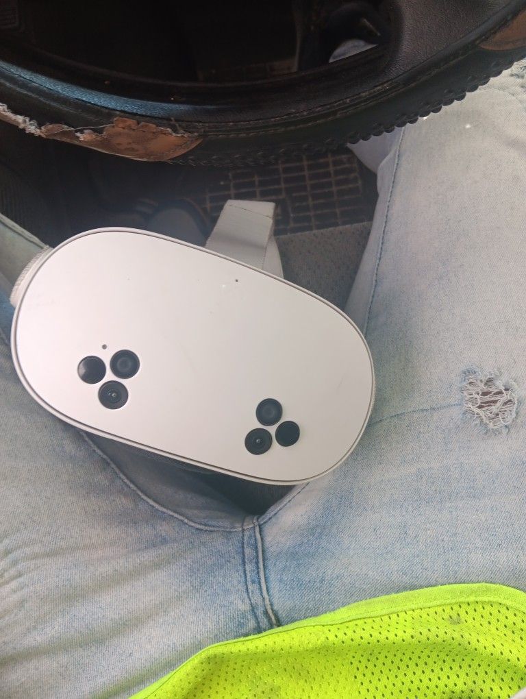 Oculus Quest 3