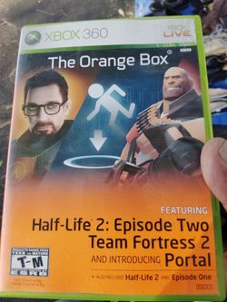 XBOX 360 The orange box USED $25 cash  as is