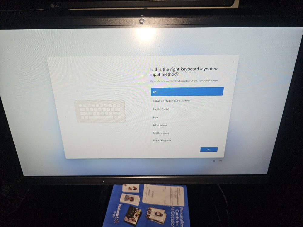 Lenovo A340-221GM( All In One) Touch Screen 21in Screen Desktop Computer 