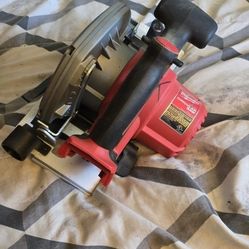 Serrucho Milwaukee 6 1/2