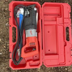 Milwaukee Corded Reciprocating Saw