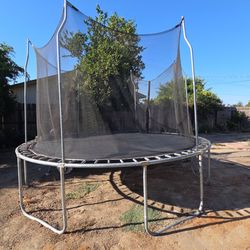 Trampoline