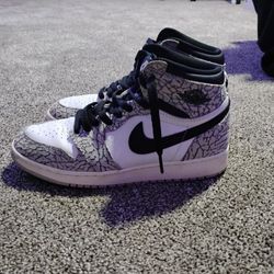 Size 5.5 Youth Jordan 1 Mid OG Elephant 