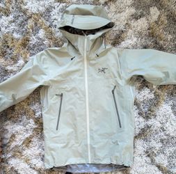 Arc'teryx Beta SL Men's Size M Gore-Tex Jacket