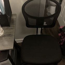 Desk Chair $15