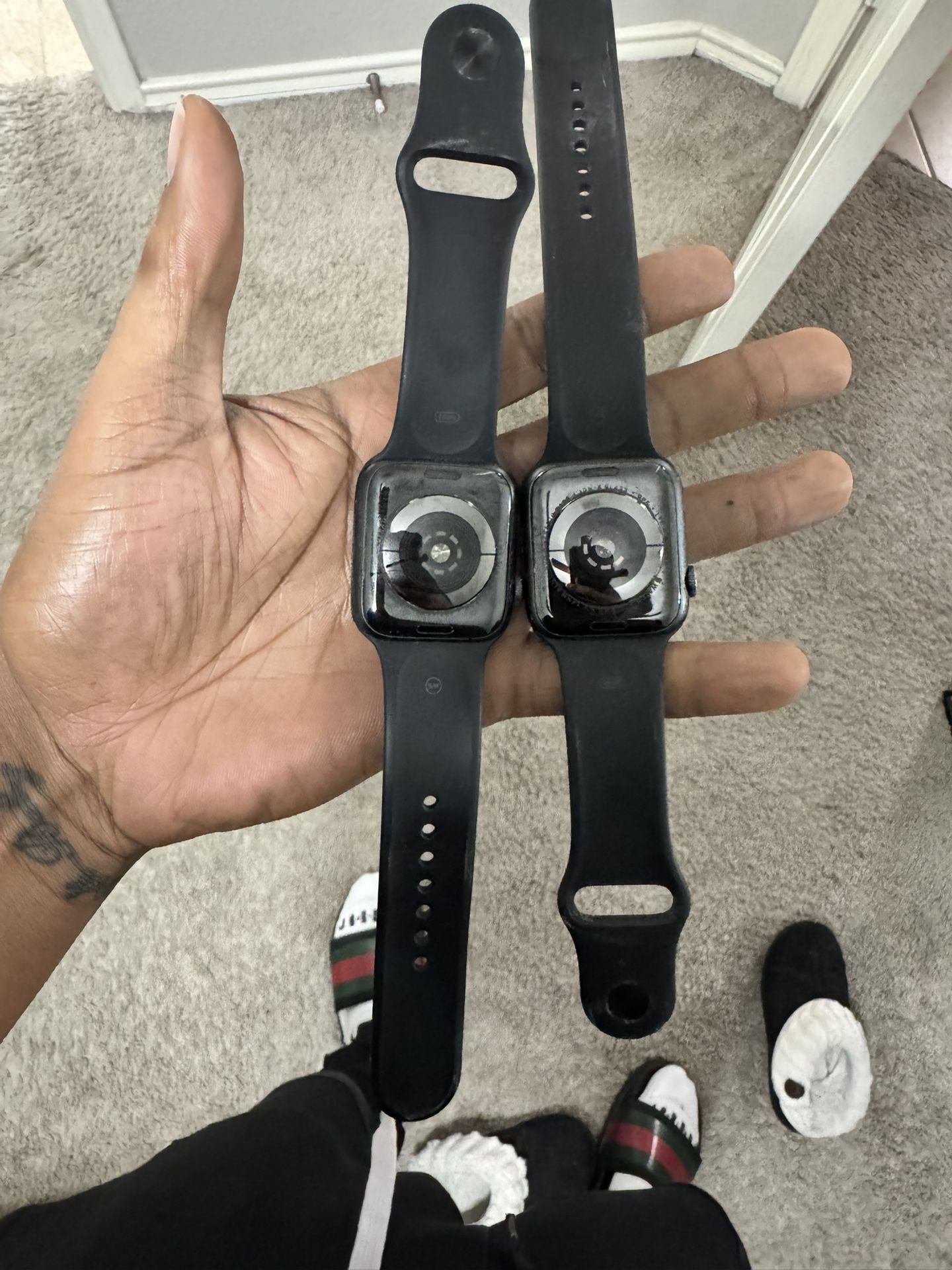 Used series 5 Apple watches (Good Condition)