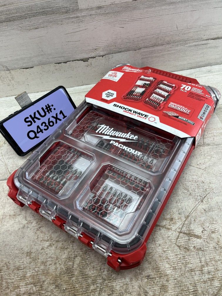 Milwaukee SHOCKWAVE Impact Duty Alloy Steel Screw Driver Bit Set (70-Piece) Packout Organizer