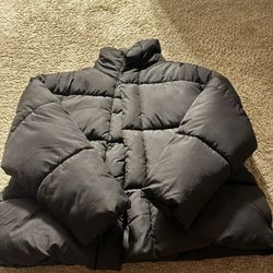 Black Puffer Jacket (new)