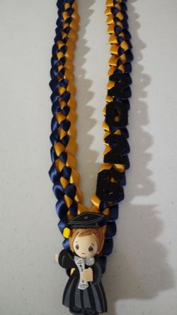 Graduation lei