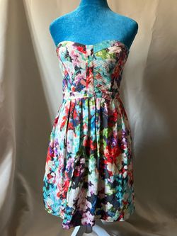 Floral strapless dress sz Sm