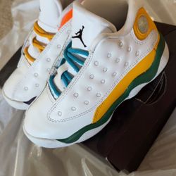Kids Jordan 13 Size 9c