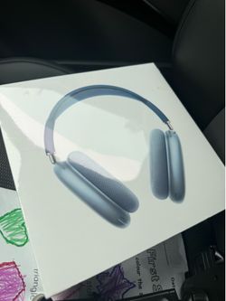 AirPod Max with case New